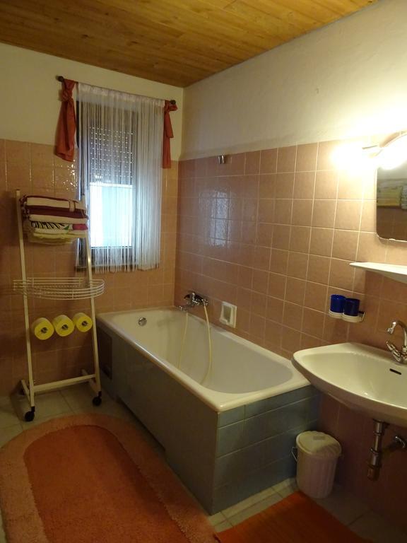 Ferienwohnung Traudl Singer Innsbruck Pokoj fotografie